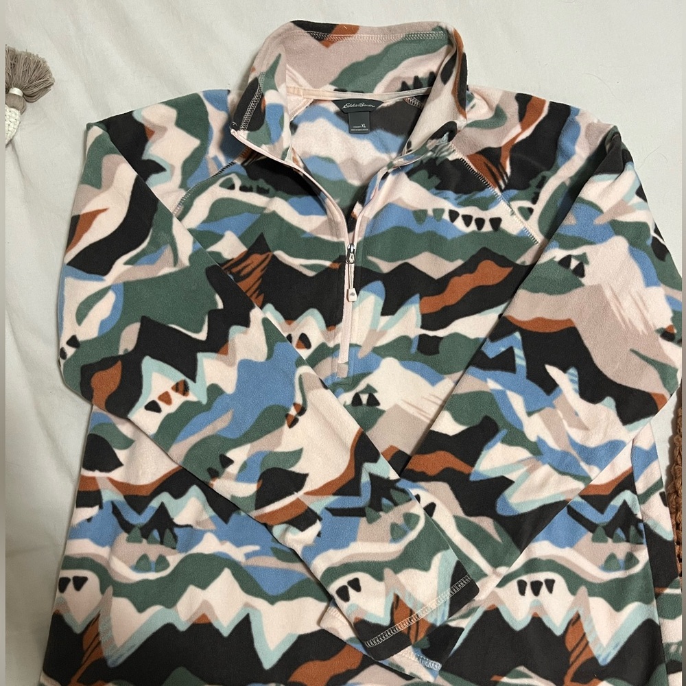 Eddie Bauer 1/4 zip fleece